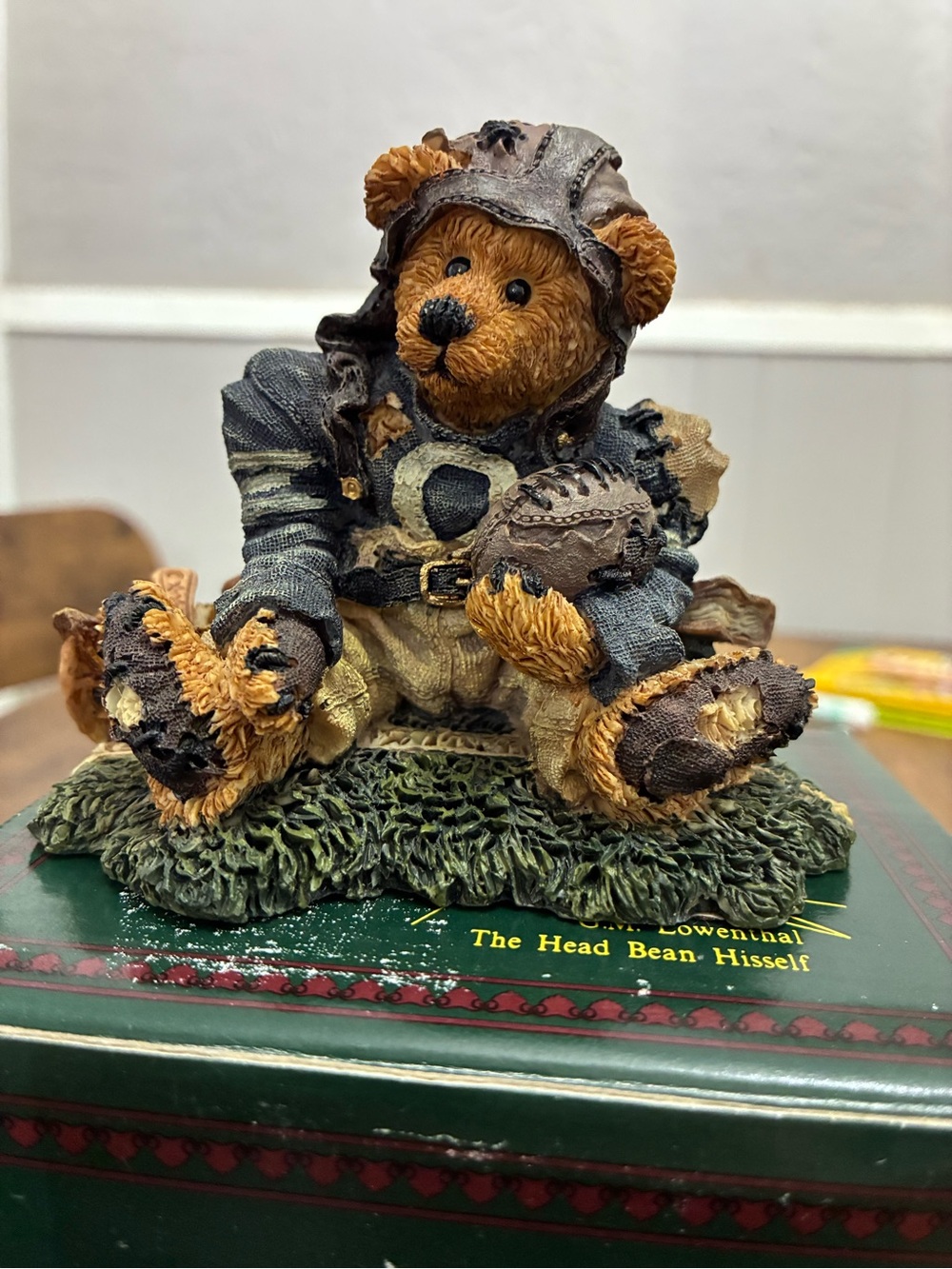 Boyds Bears Knute & The Gridiron Football Figurine